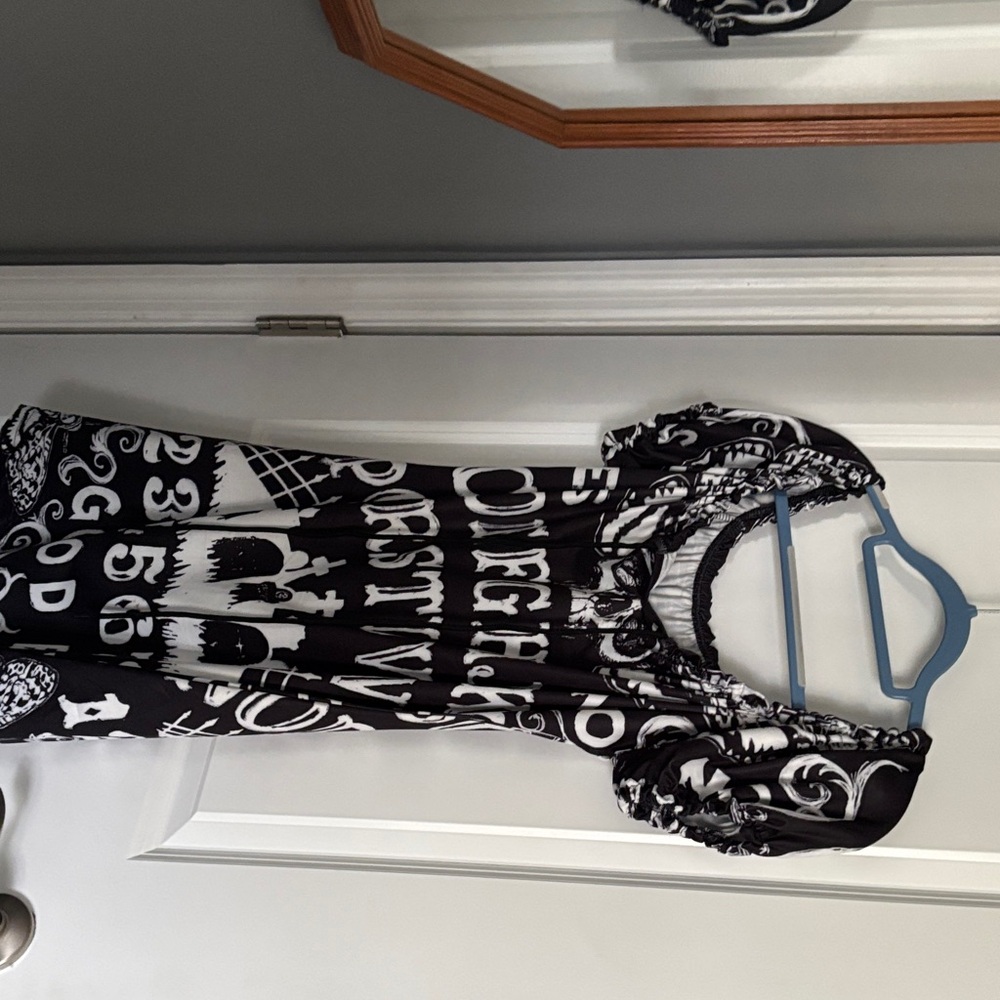 Black and White Graphic Dress